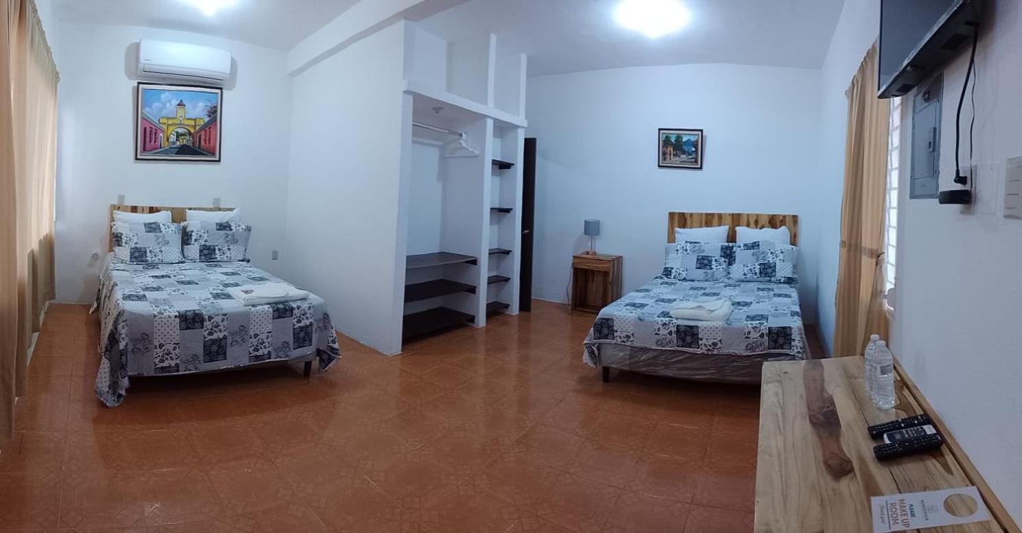 Apartamentos Mundo Maya Habitaciones Flores Exterior photo